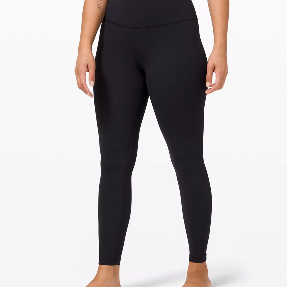 black lululemon align leggings